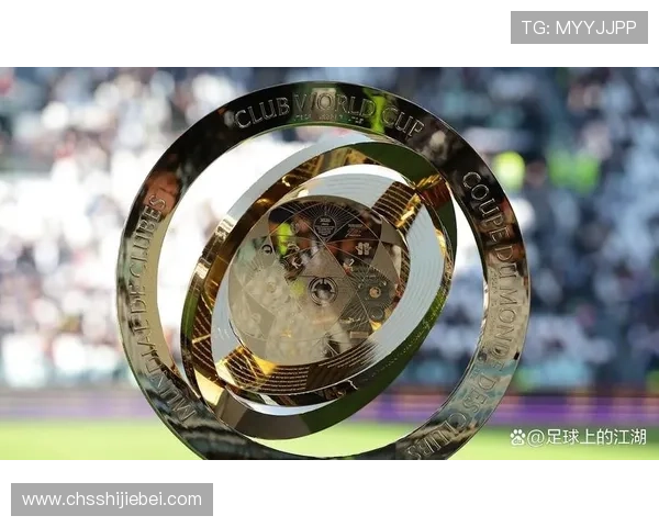 如何选择高品质的世界杯奖杯模型收藏指南